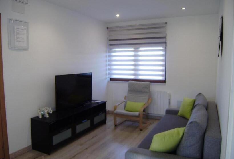 آپارتمان 1 خوابه, Apartamentos La Tata