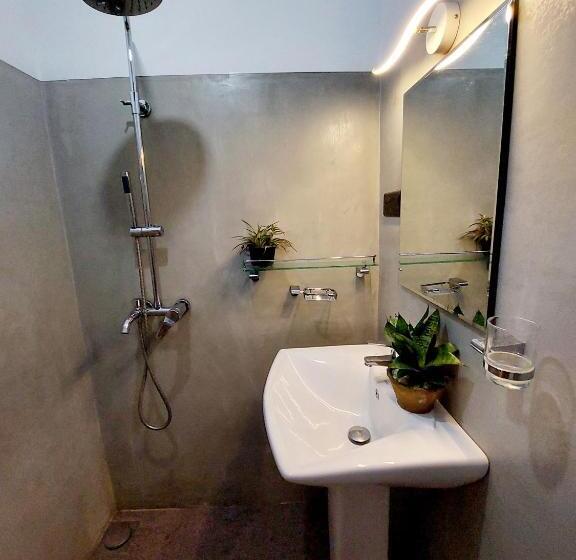 اتاق لوکس, Sky White Villa