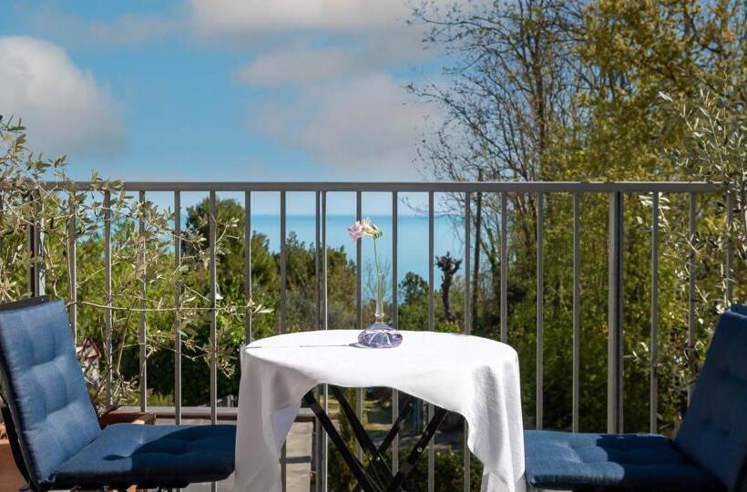 اتاق استاندارد با چشم‌انداز دریا, Fiorenzuola Bed & Breakfast
