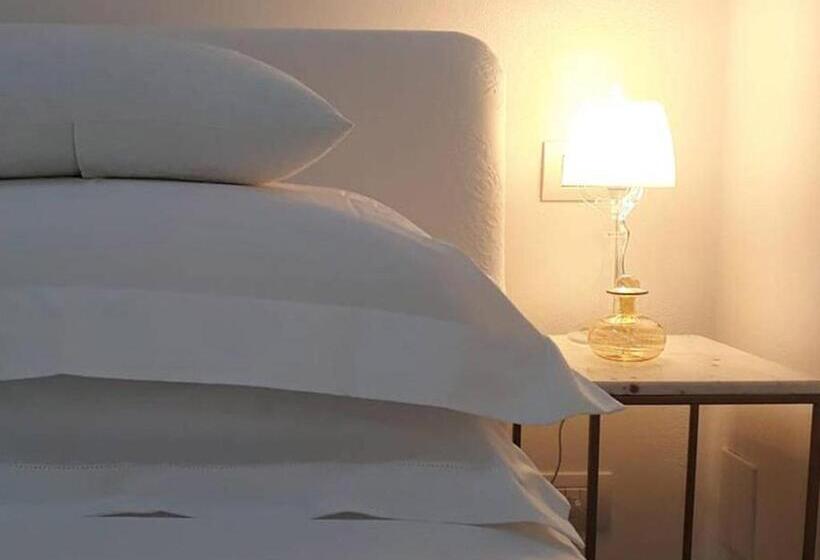اتاق استاندارد با وان آب گرم, Fiorenzuola Bed & Breakfast