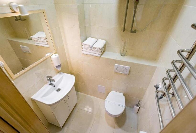 اتاق استاندارد, Rooms