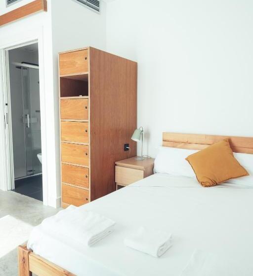 اتاق استاندارد چهار تخته, Moana Eco Surf House   Hostel