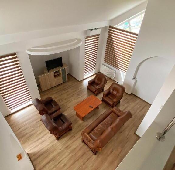 Апартаменты 2 Спальни, Vila Nei