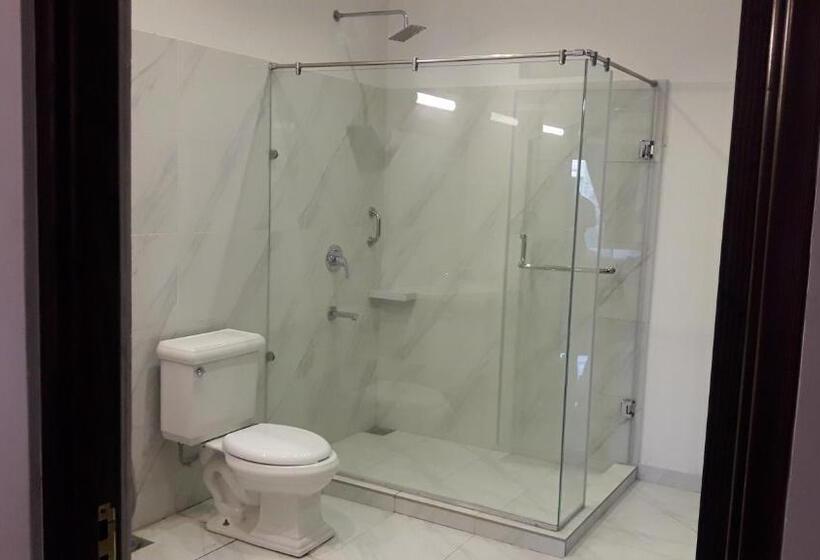 سوییت اجرایی, Maryleena Hotel Gulberg