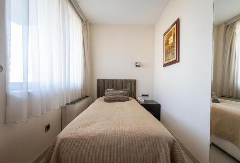 اتاق استاندارد یک نفره, Apollonia Hotel Gevgelija