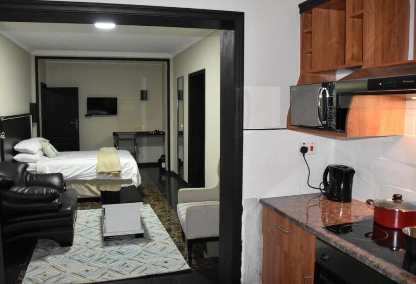 استودیوی سوپریور, Annavilla7 Lilongwe Apart