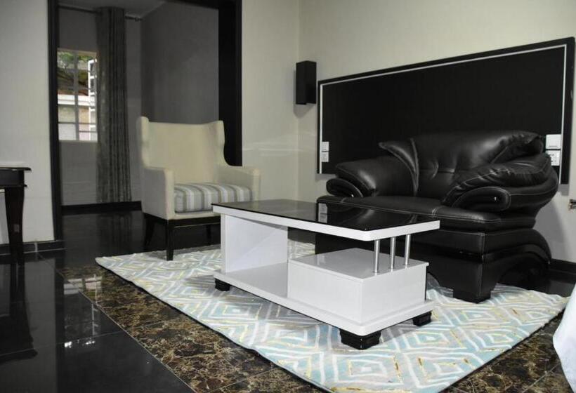 استودیوی سوپریور, Annavilla7 Lilongwe Apart