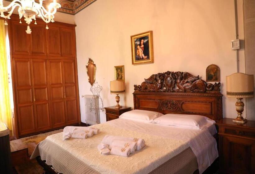 اتاق استاندارد با وان آب گرم, B&b Castello Machiavelli