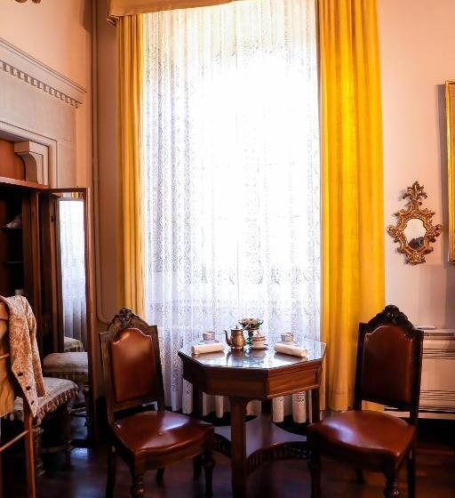 اتاق استاندارد با وان آب گرم, B&b Castello Machiavelli