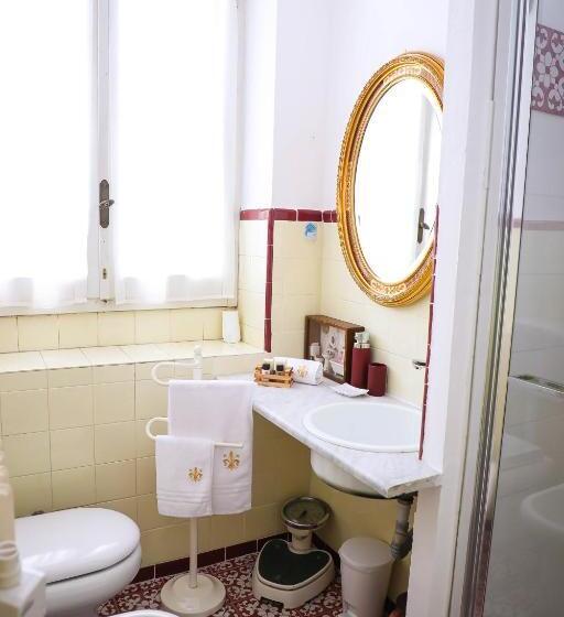 اتاق استاندارد با وان آب گرم, B&b Castello Machiavelli