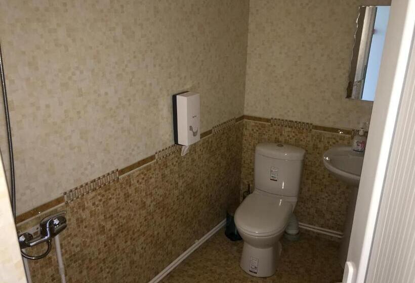 اتاق اکونومی, Liko Hostel