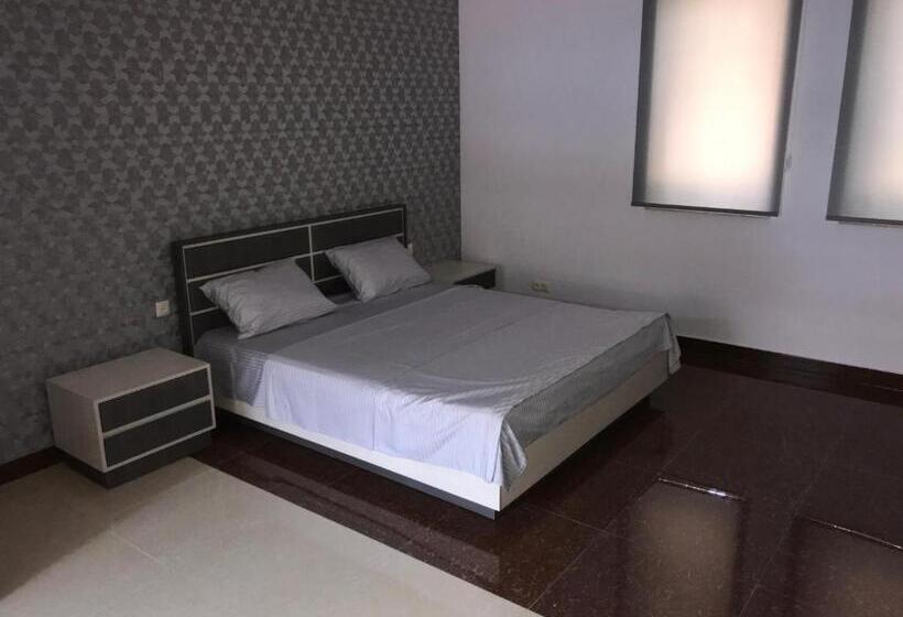 اتاق خانوادگی, Liko Hostel