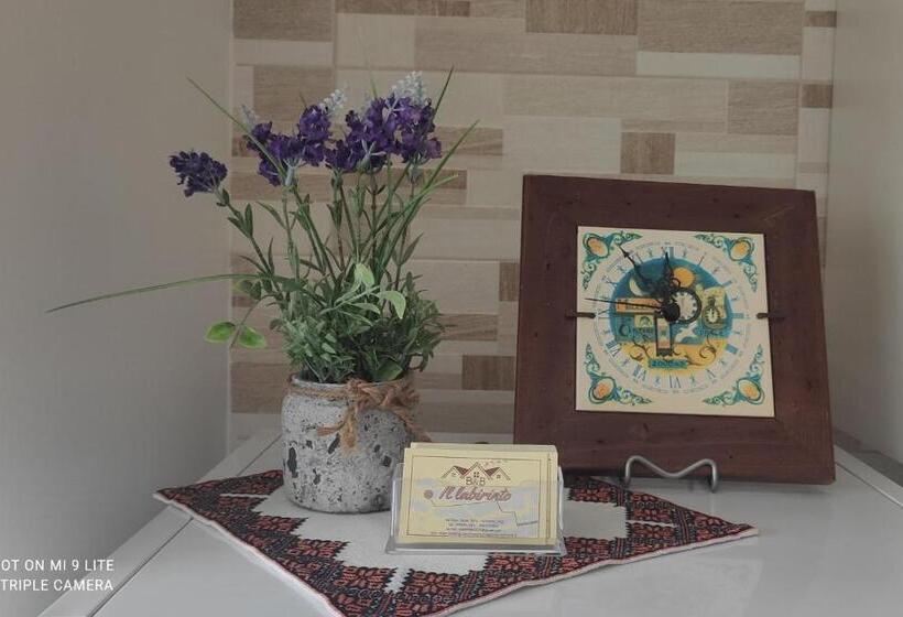اتاق استاندارد برای معلولان, Il Labirinto