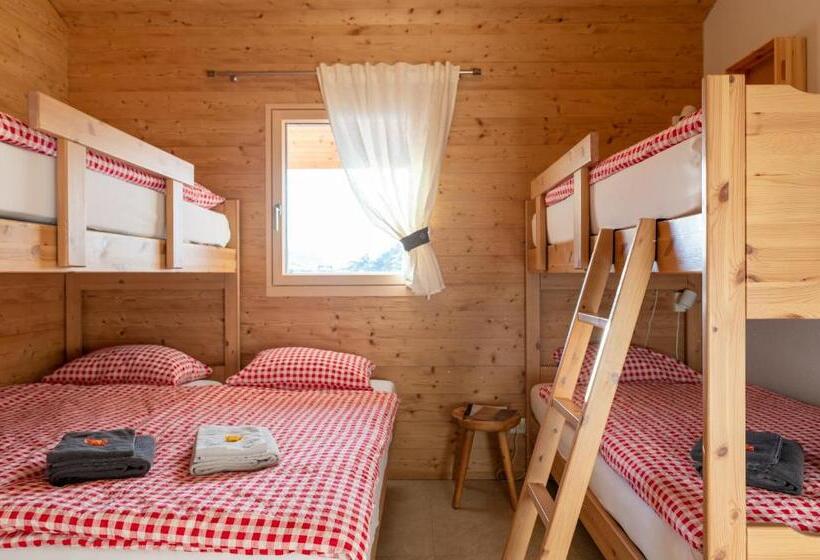 Economy Quadruple Room, Chalet Diognysos B&b, Boutique