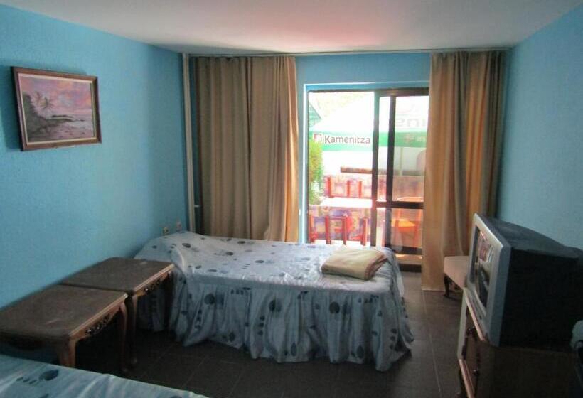 اتاق استاندارد, Hostel Papagal
