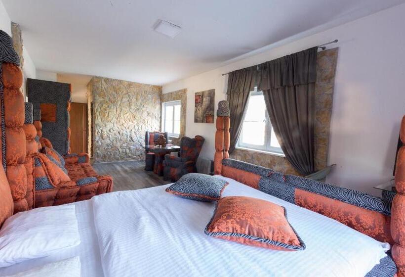 اتاق استاندارد با چشم‌انداز کوهستان, Bali Mountain Resort Montenegro