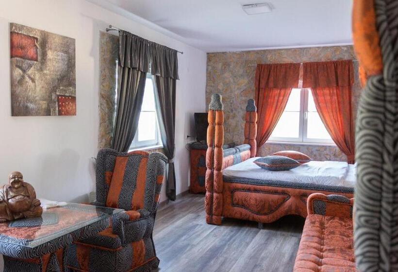 اتاق استاندارد سه نفره, Bali Mountain Resort Montenegro