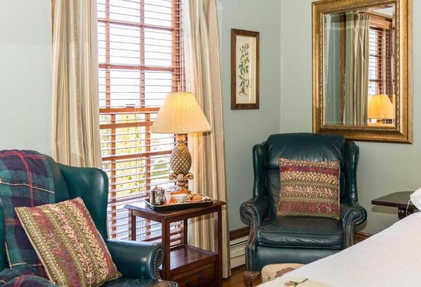Standardzimmer mit Poolblick, Captain Freeman Inn