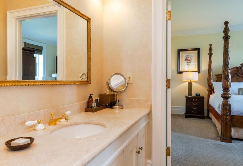 اتاق لوکس, Castle Hotel & Spa   Luxury Hotel Near Nyc