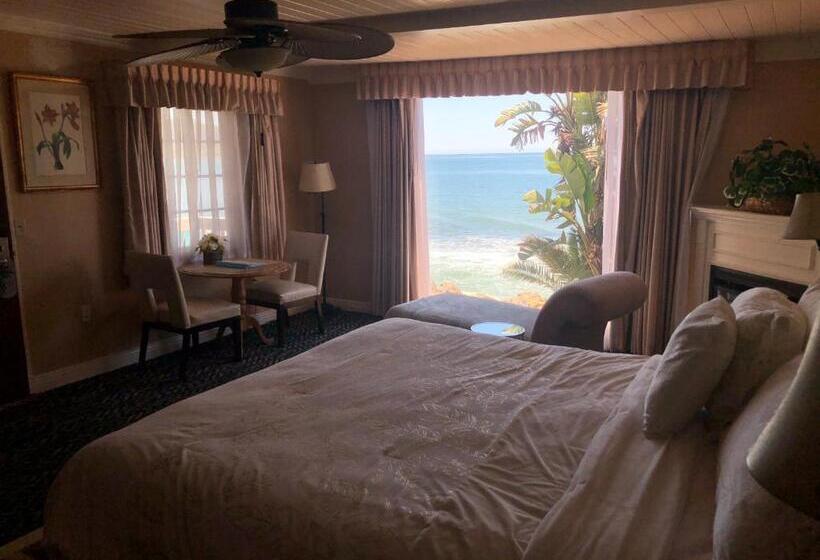 سوئیت با تخت بزرگ, Cliff House Inn