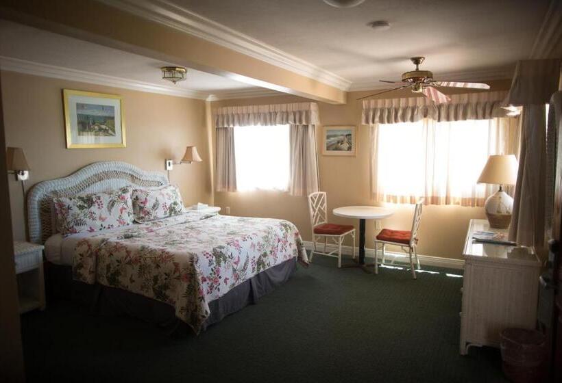 سوئیت با تخت بزرگ, Cliff House Inn