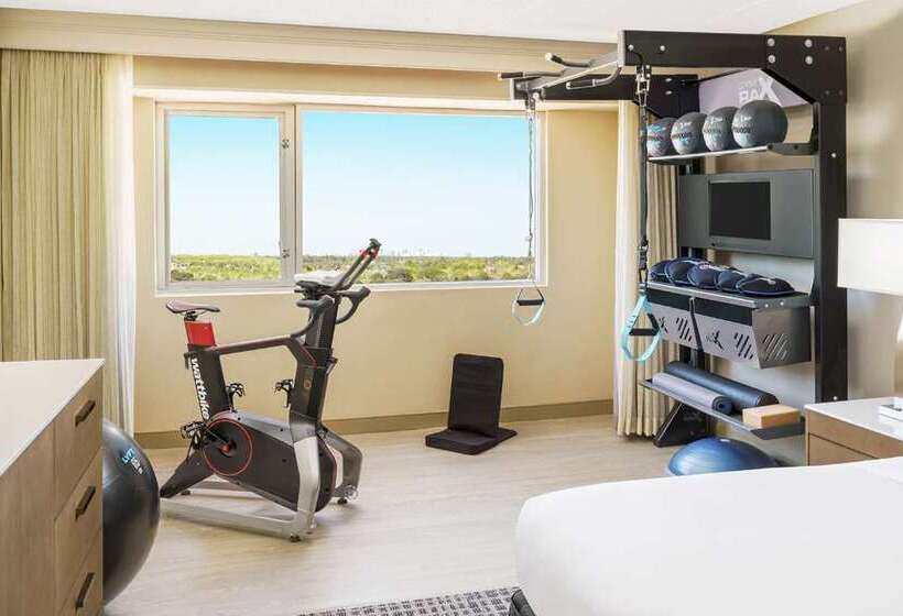 اتاق استاندارد با تخت بزرگ, Doubletree By Hilton Gainesville
