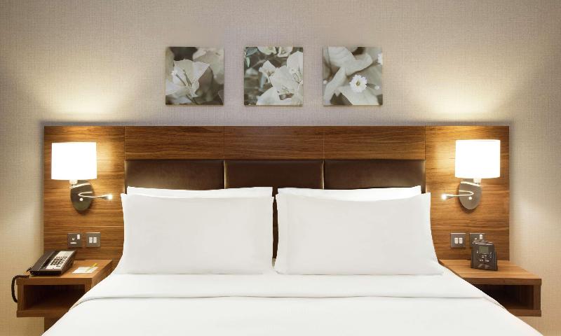 سوئیت برای معلولان, Larkspur Landing Extended Stay Suites Bellevue