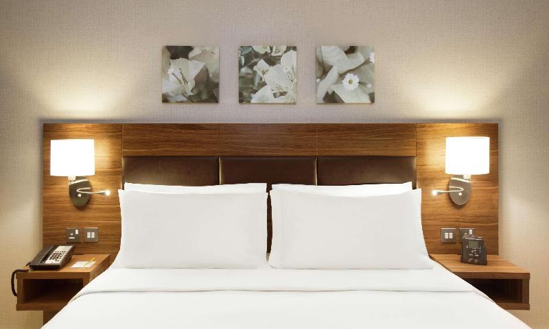سوئیت برای معلولان, Larkspur Landing Extended Stay Suites Bellevue