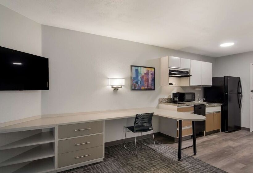 اتاق استاندارد با تخت دوبل برای معلولان, Mainstay Suites Raleigh  Cary