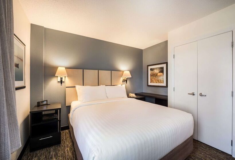 Suite Adapted for people with reduced mobility, Sonesta Simply Suites Anaheim