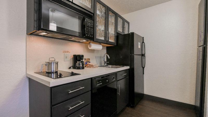 سوییت, Sonesta Simply Suites Huntsville Research Park