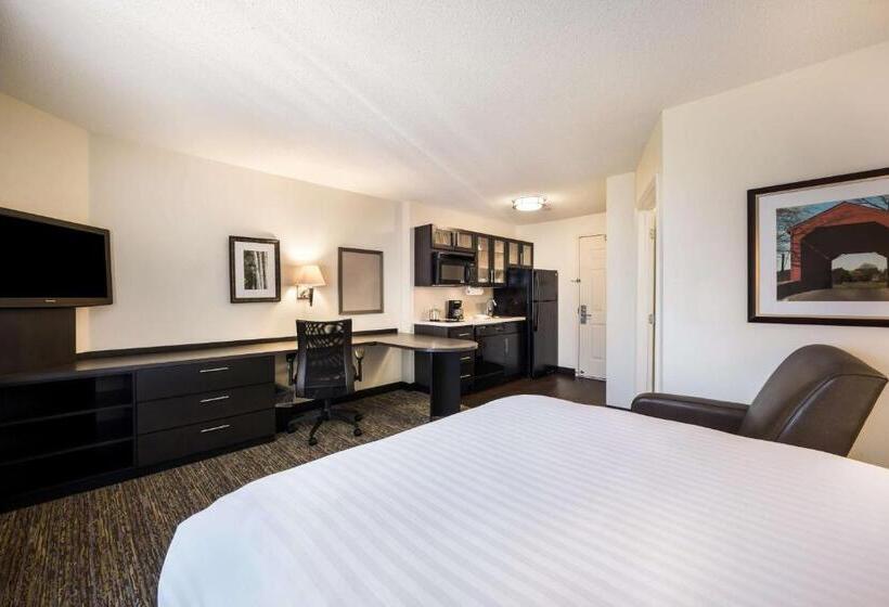 스탠다드 스튜디오, Sonesta Simply Suites Irvine Spectrum