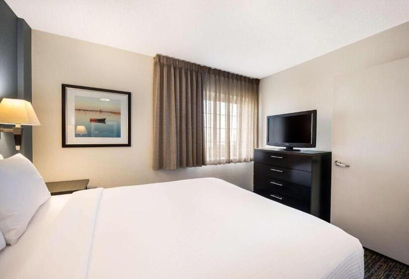 Suite Adapted for people with reduced mobility, Sonesta Simply Suites Irvine Spectrum