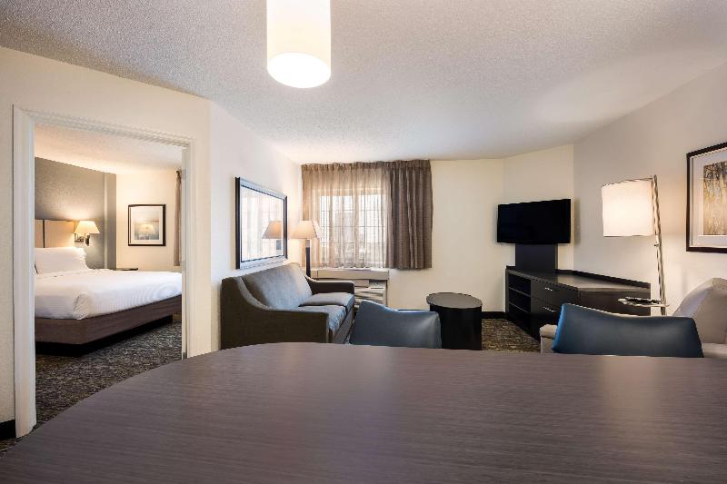 سوییت, Sonesta Simply Suites Phoenix Tempe