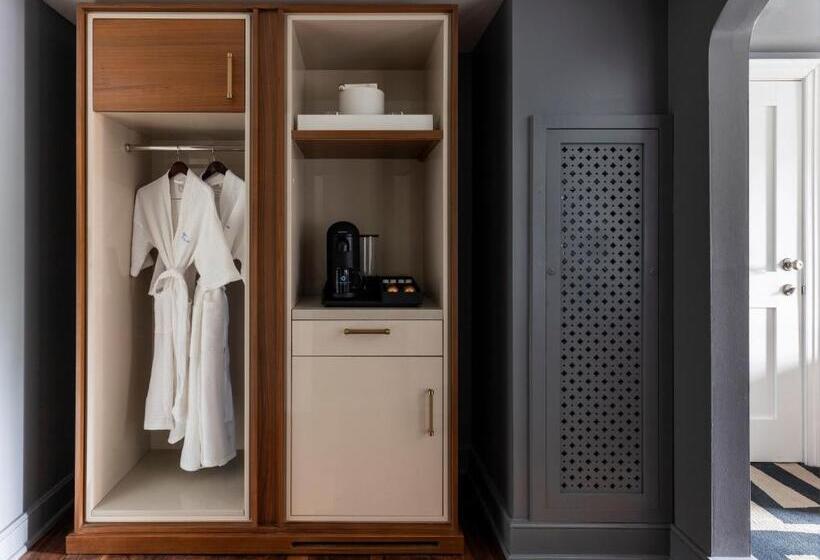 اتاق استاندارد برای معلولان, The Carolina Inn, A Destination By Hyatt