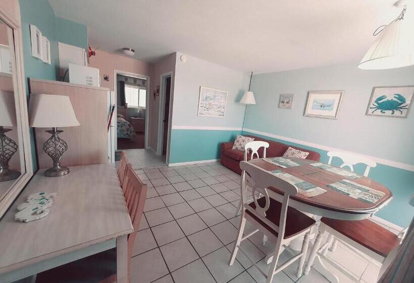 سوییت, Cara Mara Resort