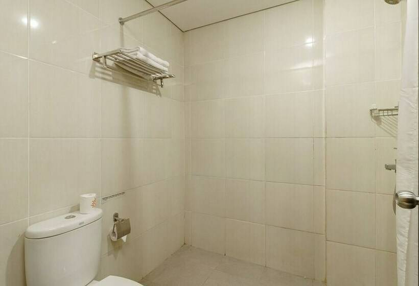 اتاق استاندارد, Reddoorz Plus Near Sangkareang Park