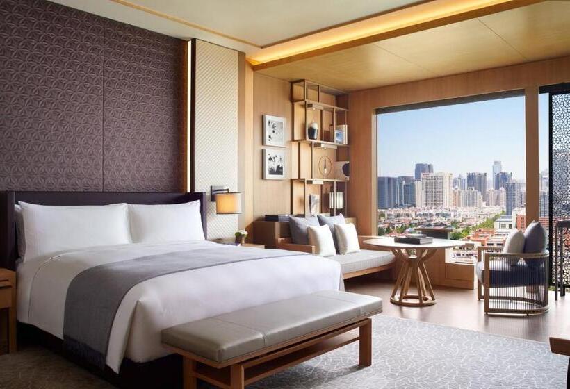 اتاق لوکس با چشم‌انداز شهر, The Ritzcarlton, Xi An