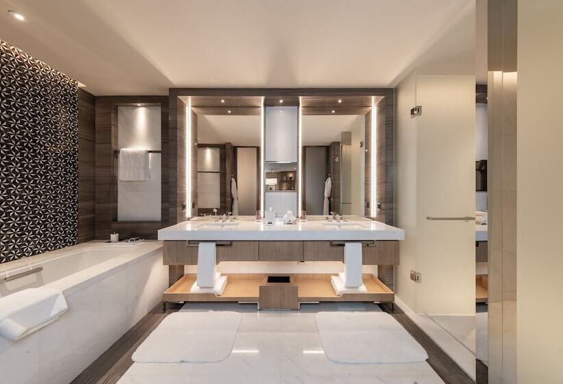 سوئیت کلاب, The Ritzcarlton, Xi An
