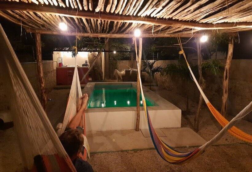 اتاق استاندارد, Guaya Hostel