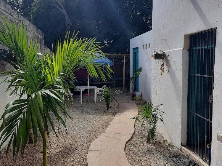 اتاق استاندارد, Guaya Hostel