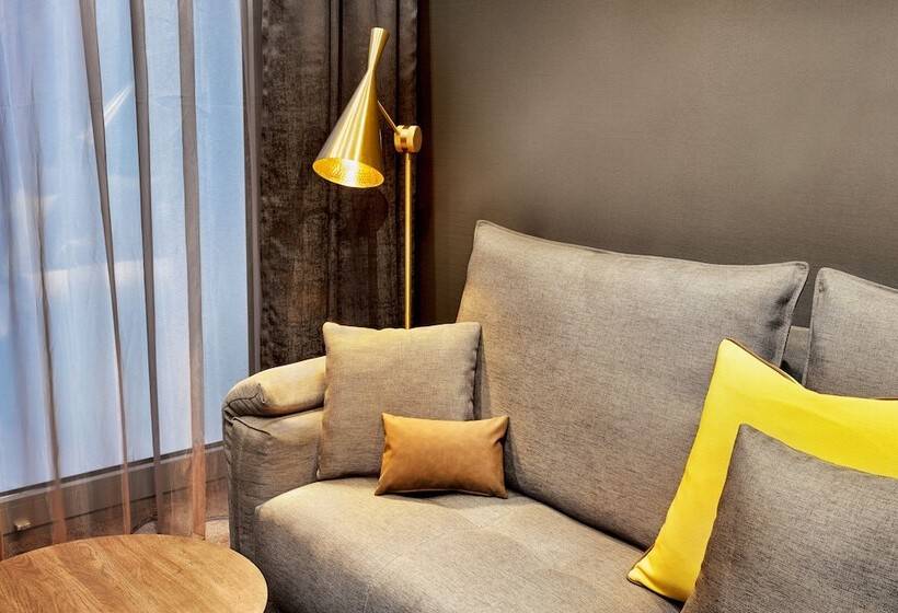 سوییت جونیور, Hyperion Hotel Leipzig