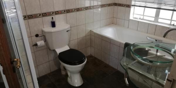 سوئیت راحتی, Anandi Guesthouse Mariental
