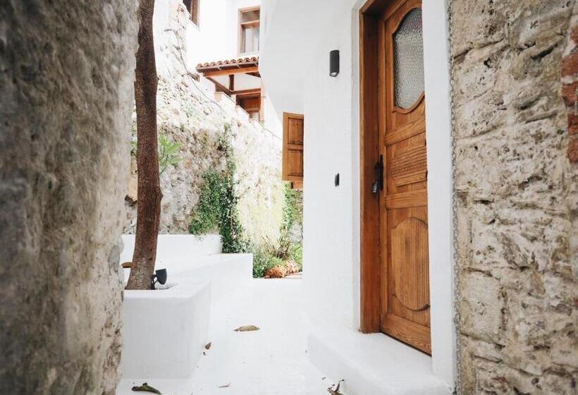 اتاق دوبلکس, Bono Hotel Old Town