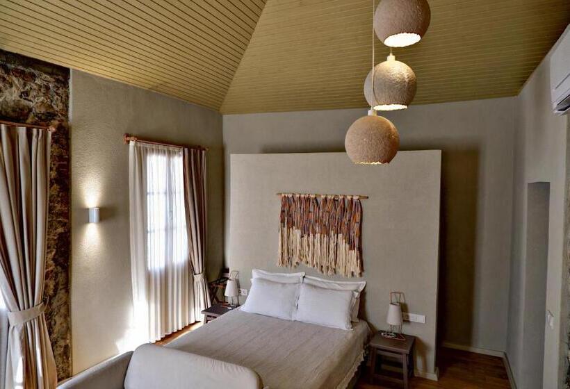اتاق لوکس, Bono Hotel Old Town