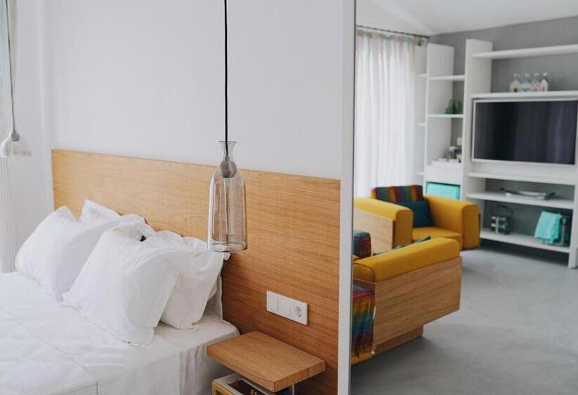 اتاق استاندارد با بالکن, Bono Hotel Old Town