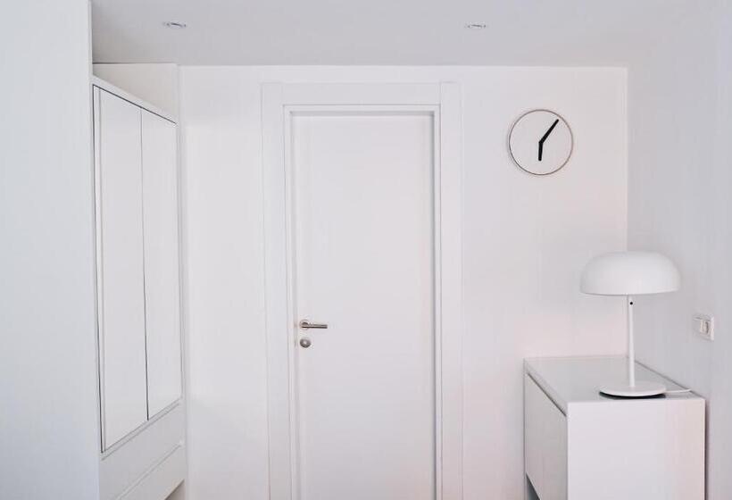 اتاق استاندارد با بالکن, Bono Hotel Old Town