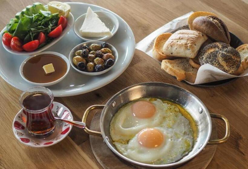 اتاق لوکس, Bono Hotel Old Town