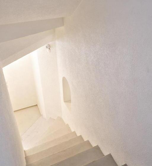 سوییت دوبلکس, Bono Hotel Old Town