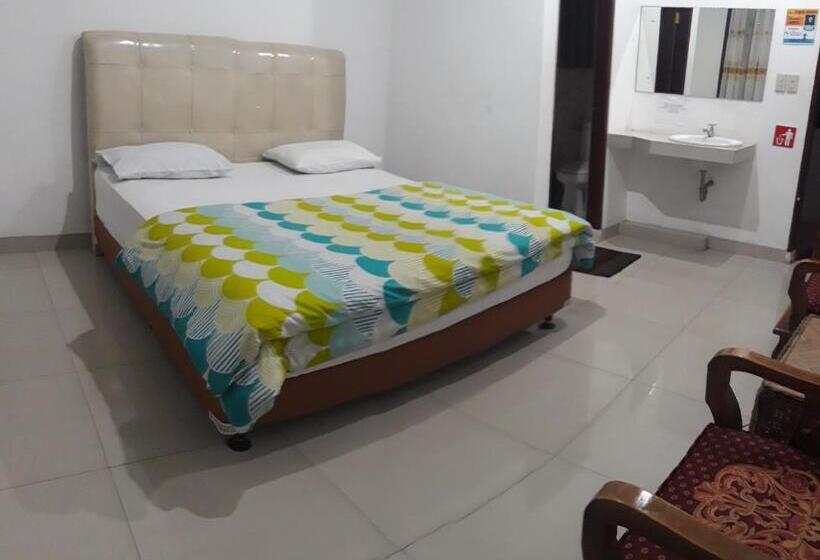 اتاق استاندارد, Wisma Sibayak Guesthouse Berastagi